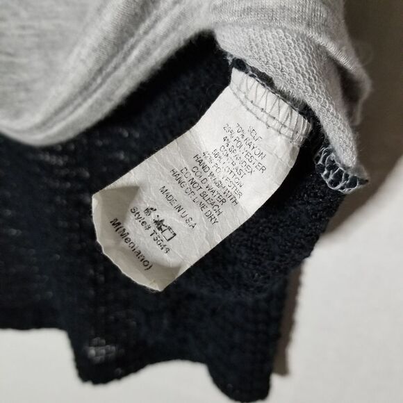 Gawdy Me Gray & Black Hi-Low Knit Top‎ - Picture 3 of 9